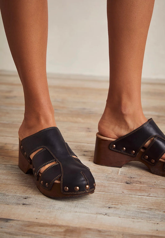 Free People Libra Fisherman Clog - Size 39