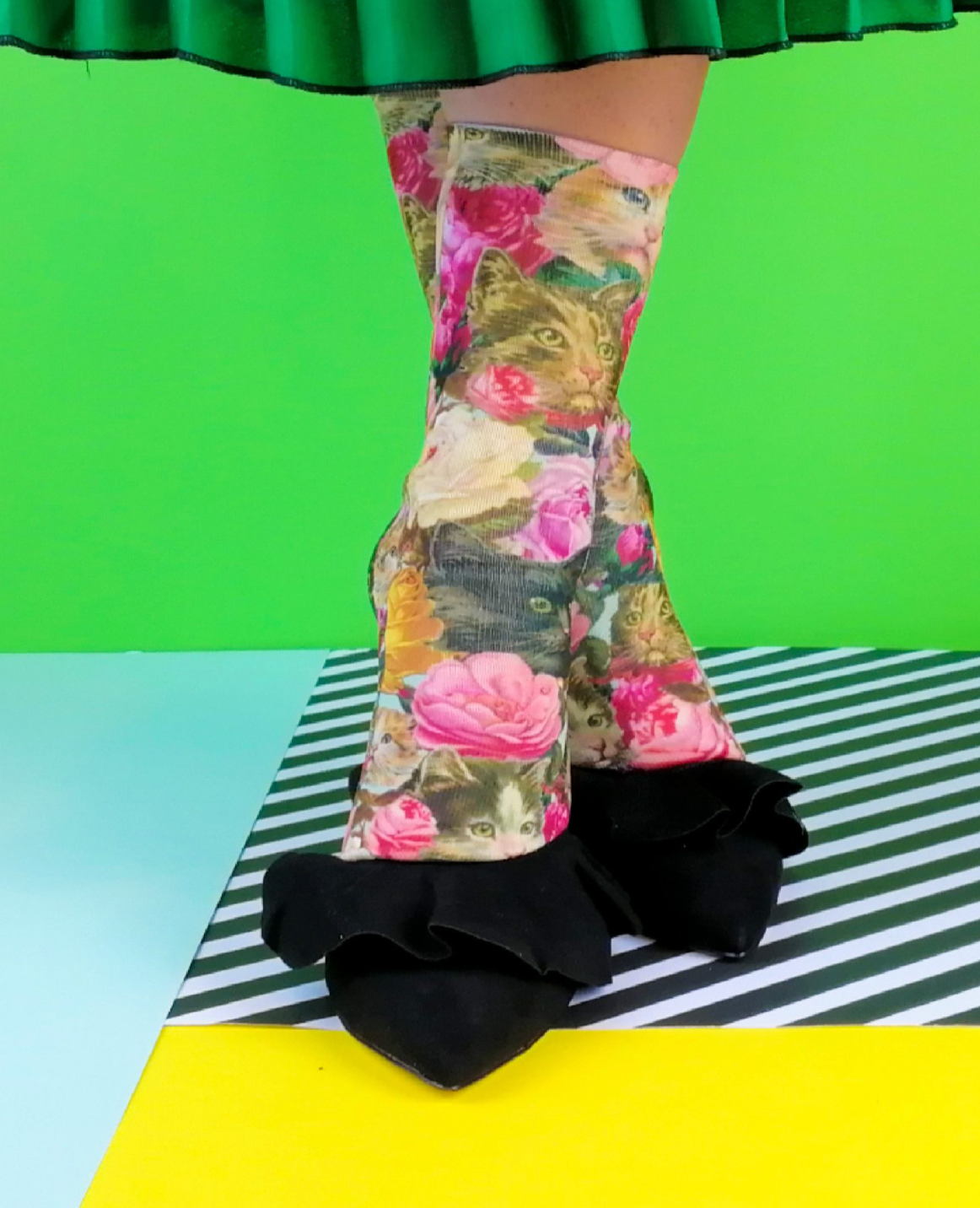 Sweet Paripe Socks - Cats & Florals